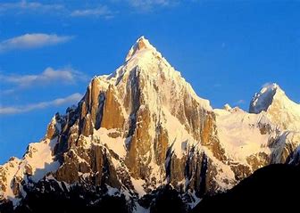 Paju Peak summit ridge